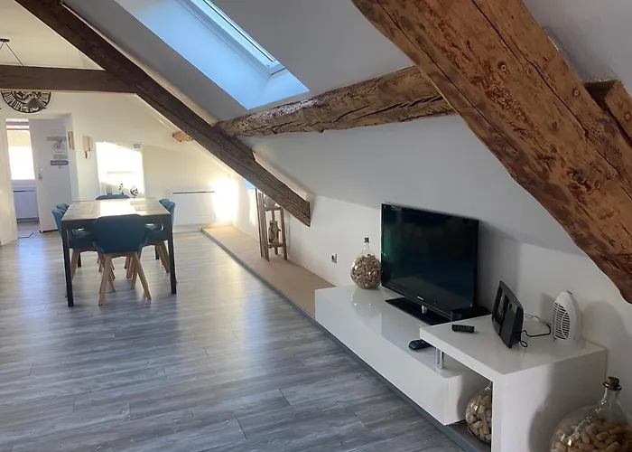 アパート Chez Faby コルニモン